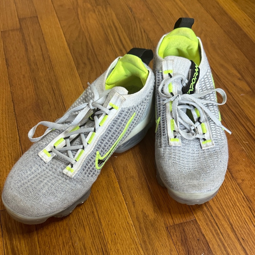 Nike Kids Gray and Neon Green Sneakers